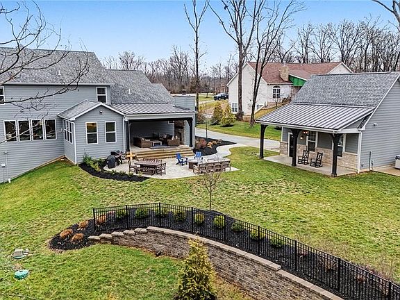 4th image of 38 Hidden Vista Dr