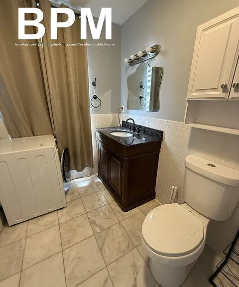 669 Massachusetts Ave #2 — Photo 5