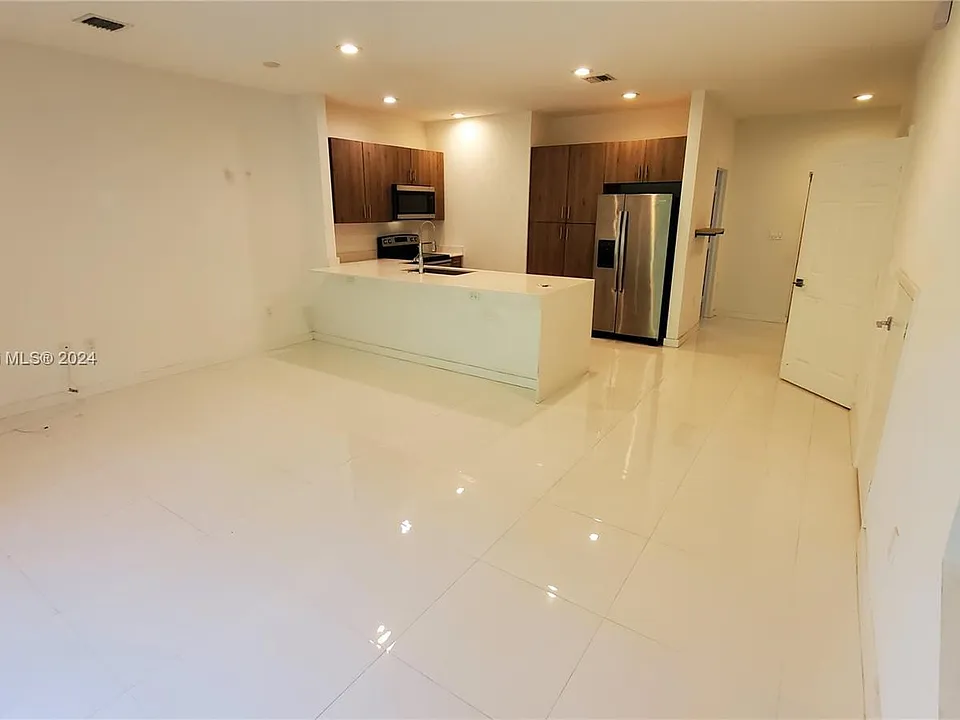 1330 Crystal Way