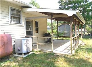 4th image of 22511 Joan Dr
