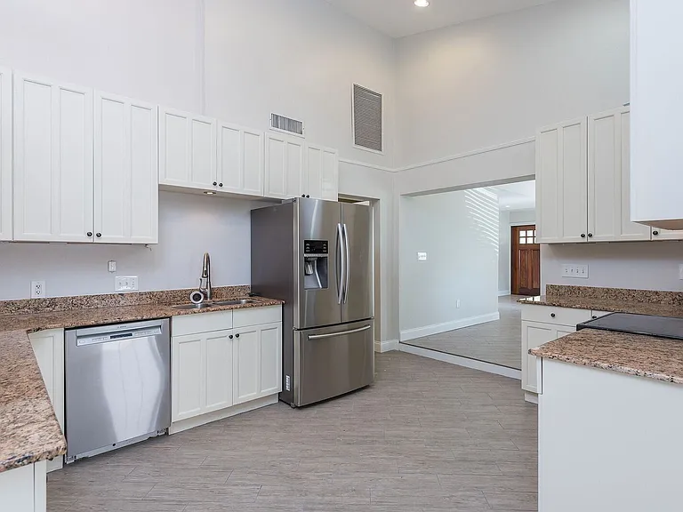 3908 W McKay Ave — Photo 6