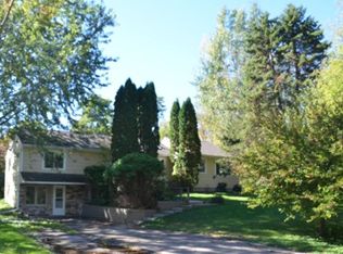 2143 Diamond Ln, Mound, MN 55364