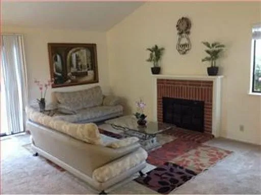 3271 Janelle Dr photo 1