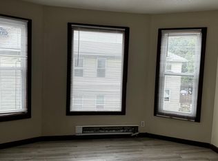 62 Quebec St APT 2, Indian Orchard, MA 01151