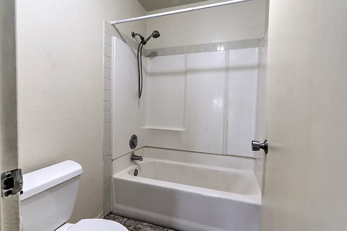 3039 W Calle Levante — Photo 21