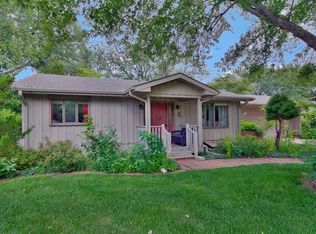 6 Jasper Ct, Newton, KS 67117