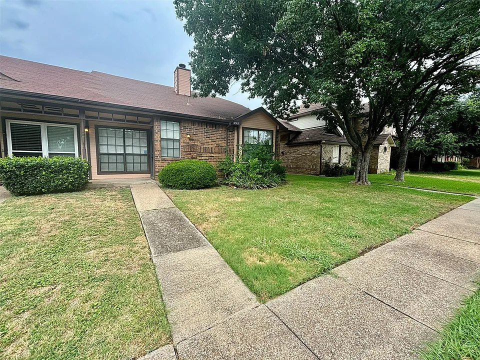 2915 Roxboro Rd