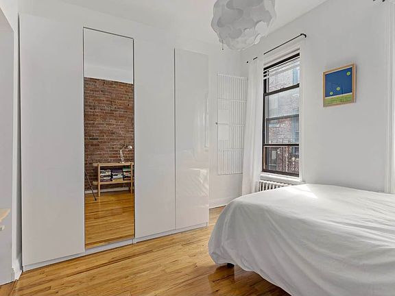3rd image of 192 Bleecker St APT 19