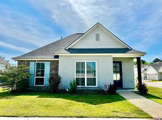 3823 Cross Field Dr, Baton Rouge, LA 70816