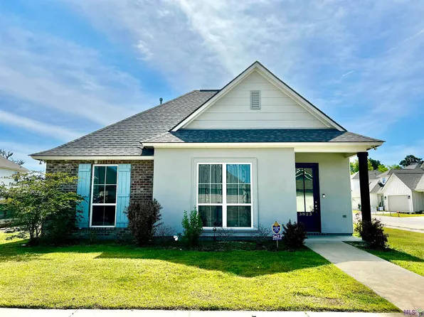 3823 Cross Field Dr, Baton Rouge, LA 70816