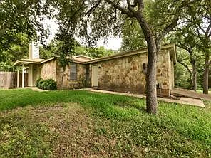 9802 Hundred Oaks Cir #A