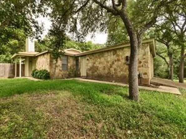9802 Hundred Oaks Cir #A, Austin, TX 78750