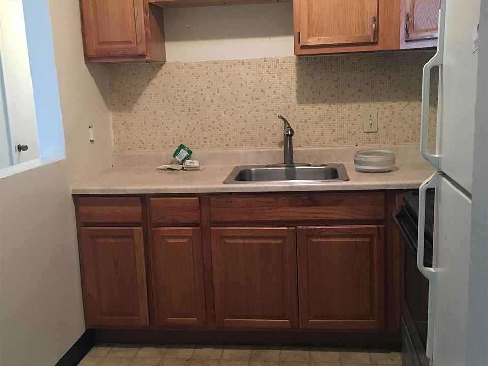 2nd image of 58 Bowdoin Ave APT 11