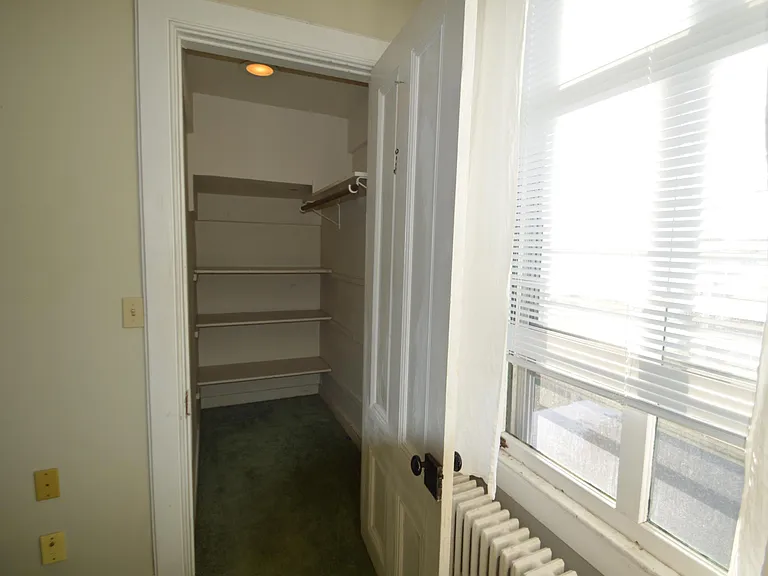 226 Broadway St #1 — Photo 10