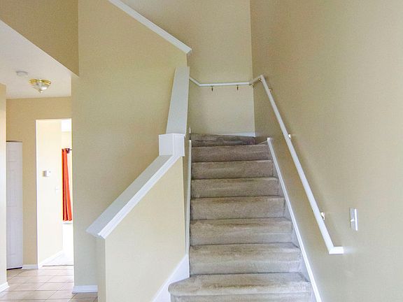 5th image of 23930 McMullin Cir
