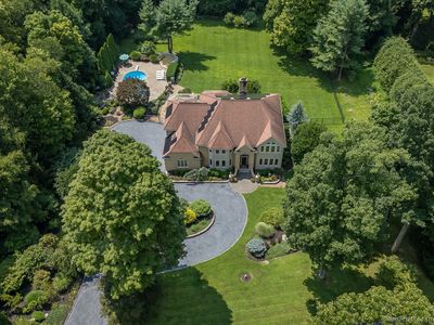 10 Edna Court, Brookfield, CT, 06804