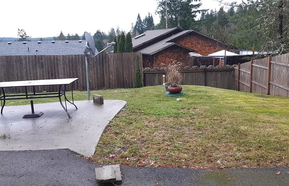 1st image of 9920 Windward Dr NW