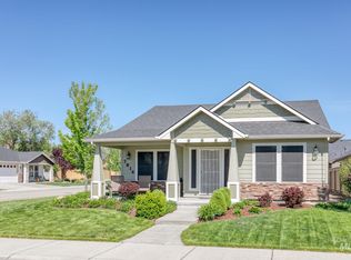 7816 Froman Ave, Garden City, ID 83714