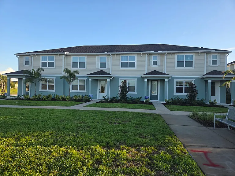12407 Shipwatch St — Photo 2