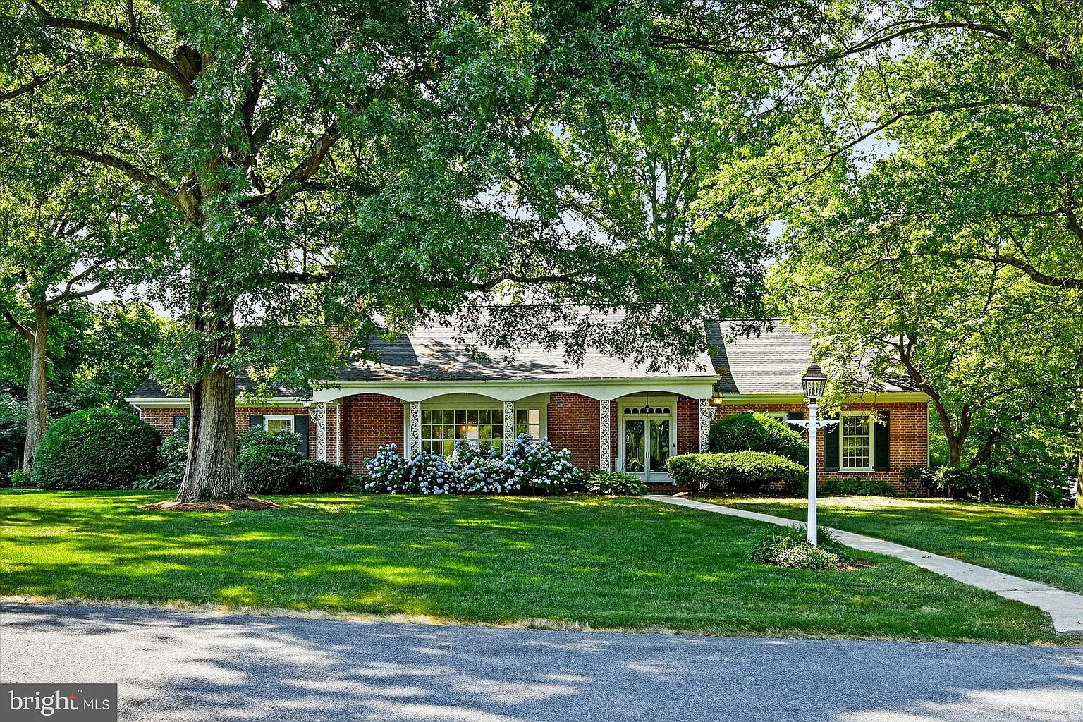 7 Meadowbrook Ln photo 1