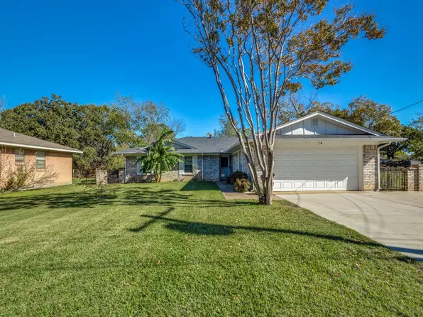 1923 Leslie St, Denton, TX 76205