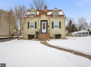 69 Manor Ave, Oaklyn, NJ 08107