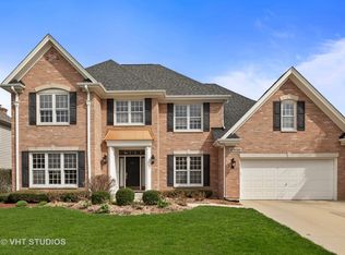 26W060 Marion Ave, Wheaton, IL 60187