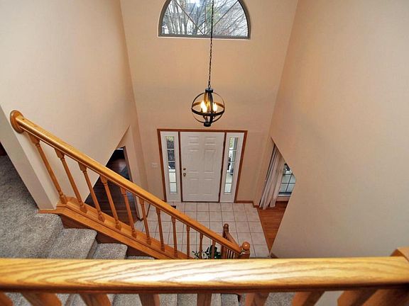 2 Story Open Foyer