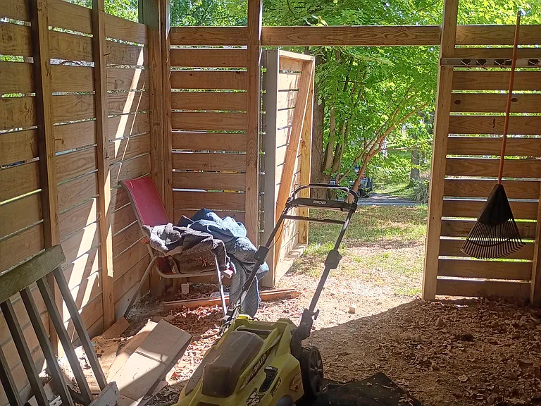 607 Overhill Dr — Photo 31