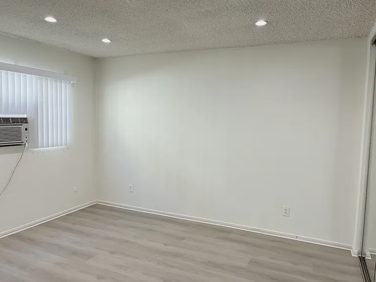 1015 E Lomita Ave #2 — Photo 8