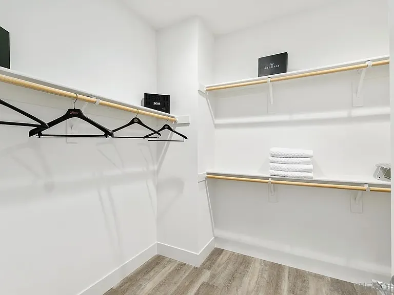 347 Oak Ave — Photo 14