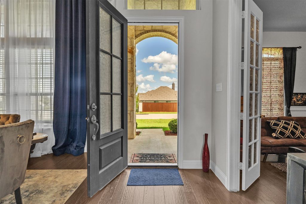 231 Berkeley Dr, Waxahachie, TX - View 5