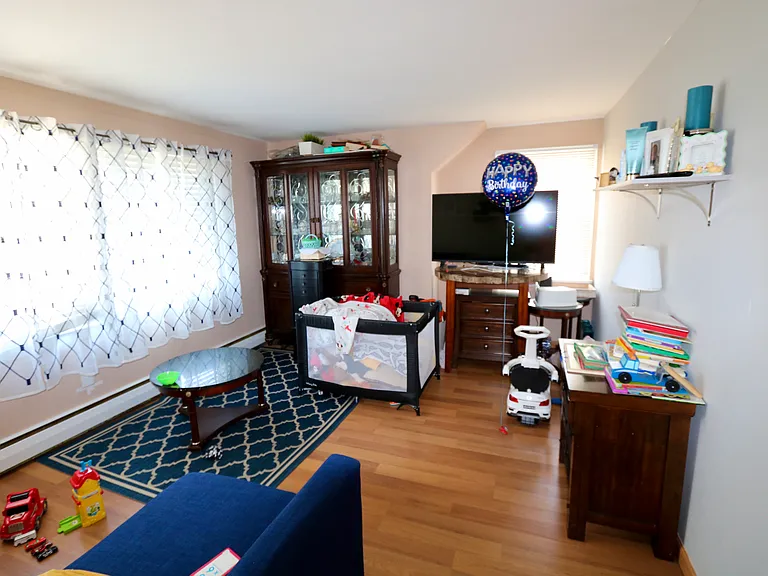 47 Van Dyke St #2 — Photo 5