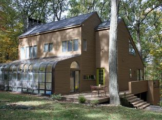 8 Hawk Hill Rd, Lincoln, MA 01773