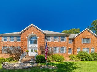 14 Cedar Gate Rd, Denville, NJ 07834