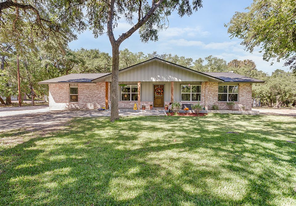 1st image of 1121 Fawn Dr