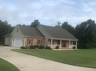 128 Carriage Trace Ln, Lexington, NC 27295