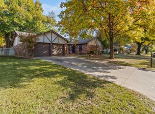 4612 Shady Lake Dr, North Richland Hills, TX 76180