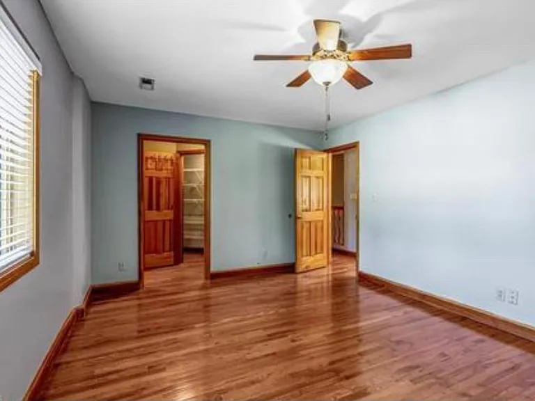 6101 Hampton Meadows Ln — Photo 18