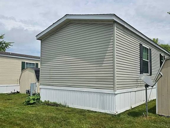 4th image of 29701 Carousel St