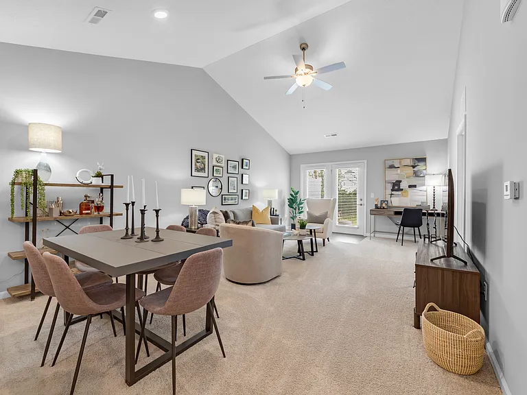 The Residences at James Place — Photo 7