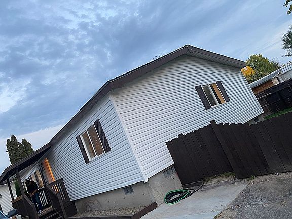 2nd image of 842 Singletree Ln