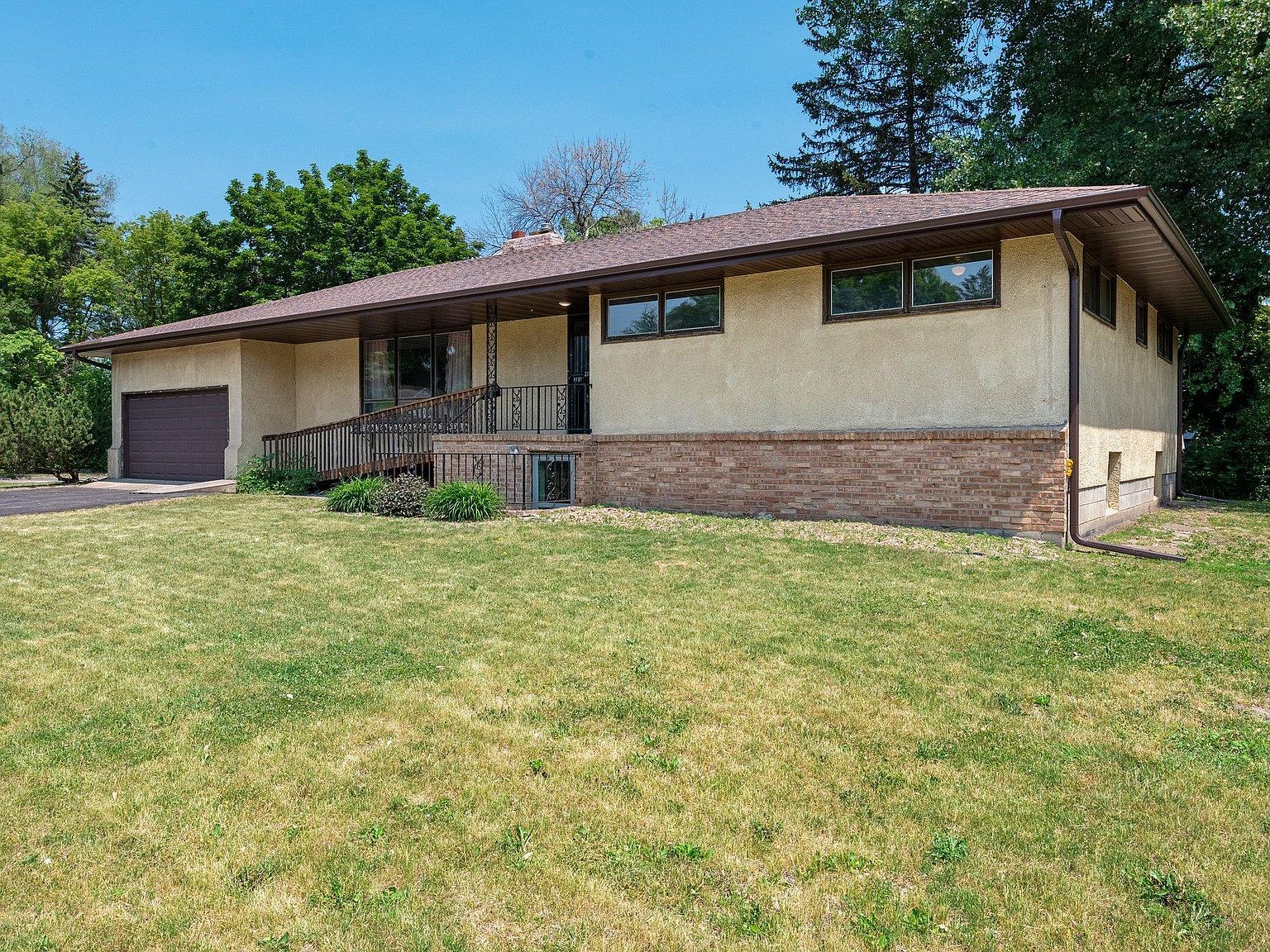 2150 Fernwood St, Roseville, MN 55113 Zillow