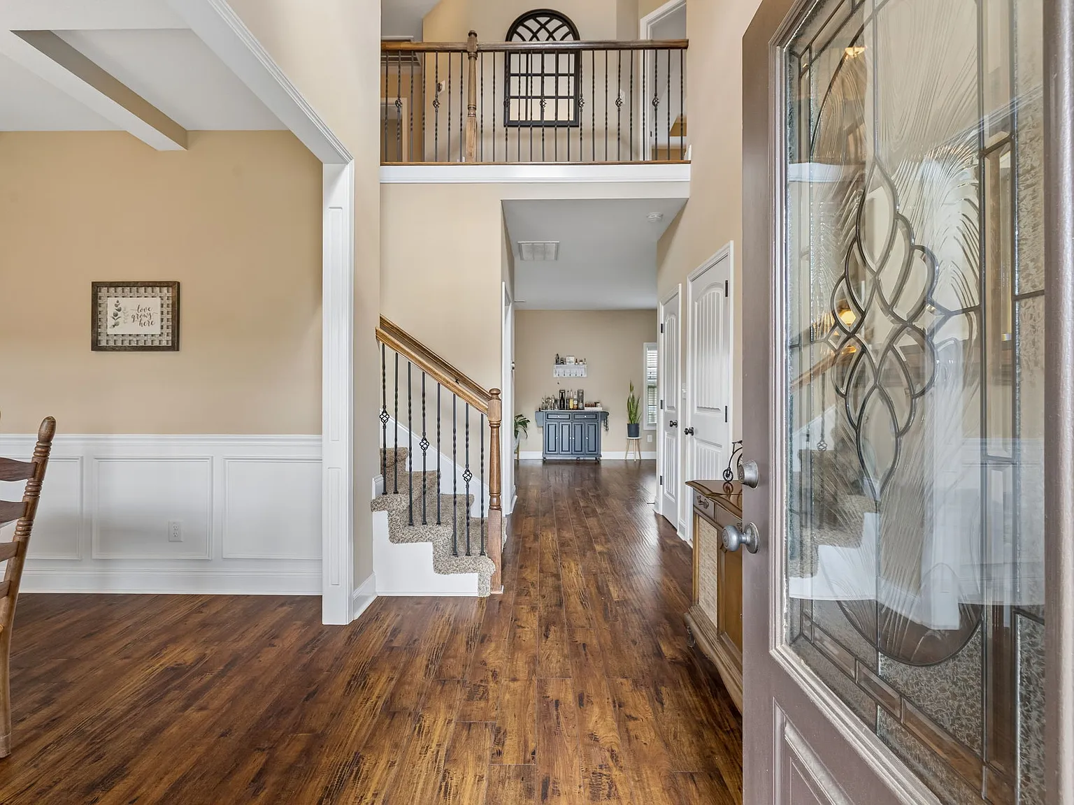 4 bed, 2.5 bath, 2158 sqft, $2,500 — Photo 4
