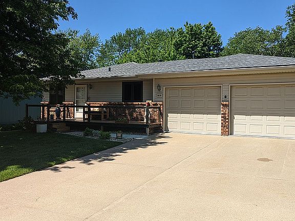2nd image of 6618 S 154th St