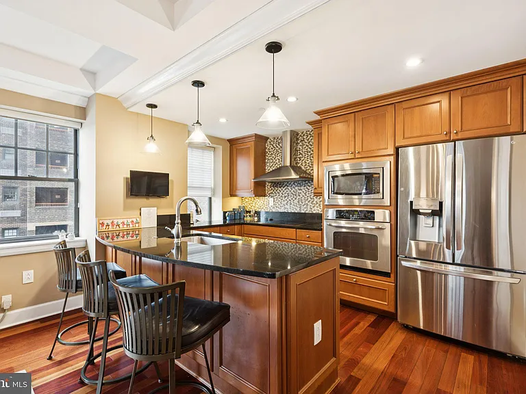 1701 Locust St #15-1704 — Photo 7