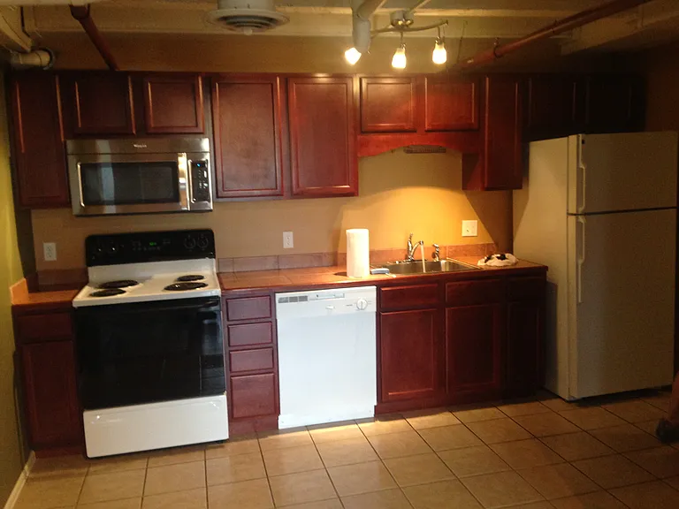 201 Lamkin St #202 — Photo 6