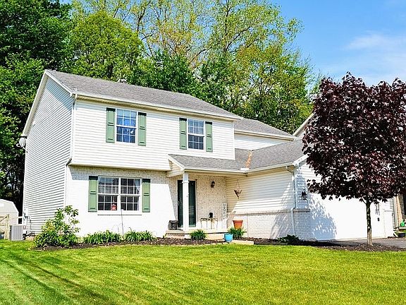 3rd image of 604 Highland Creek Ct #H