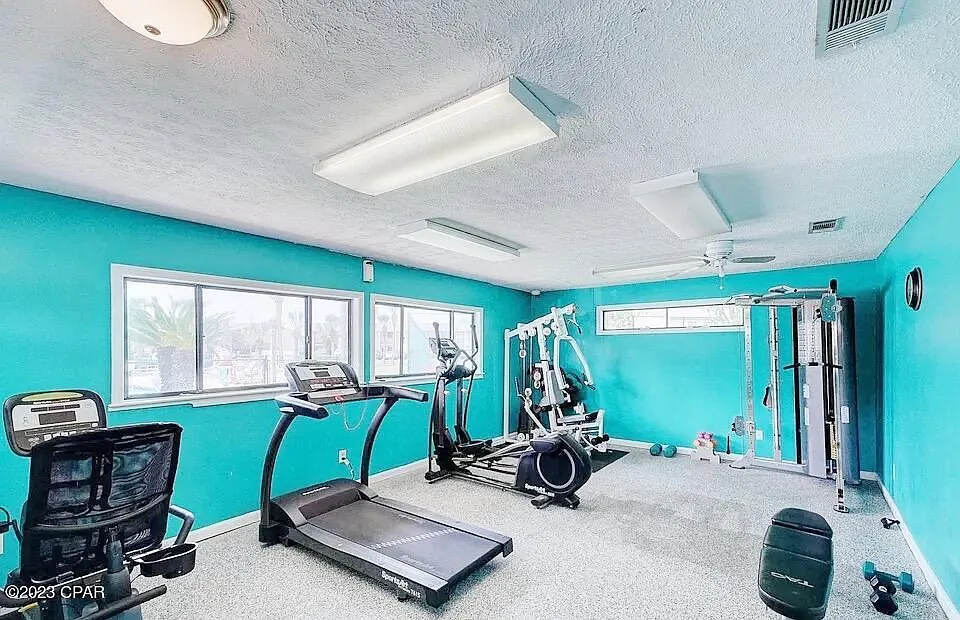 2 bed, 1.5 bath, 972 sqft, $2,200 — Photo 3
