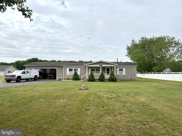 2196 Andrews Lake Rd, Felton, DE 19943